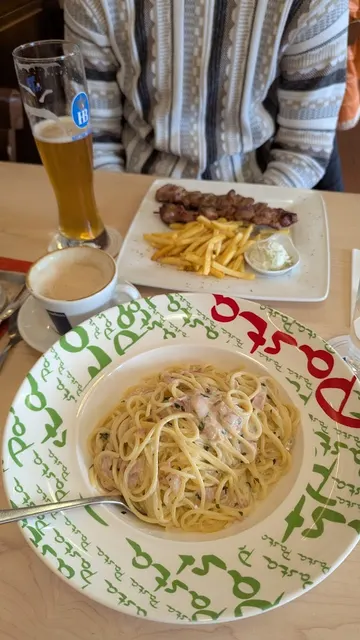 Spaghetti und Hofbräu bei Bei Antonio